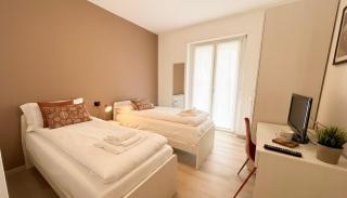 Tirano Living - La cà del Carlin - Rome 22 - 2