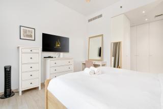 Ahlan HH - Beautiful 1BR Home with Pool View - Belgravia III, JVC - Dubai - 6