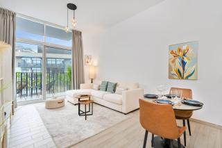 Ahlan HH - Beautiful 1BR Home with Pool View - Belgravia III, JVC - 0
