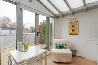 Angel - Top Floor Double Studio - 8