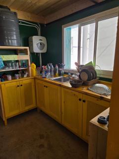 Cozy 1-Bedroom Apartment in Sousse with Outdoor Kitchen and Balcony - 5