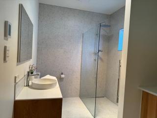 Howick Heights Unit 3, Inner Launceston Living - 3