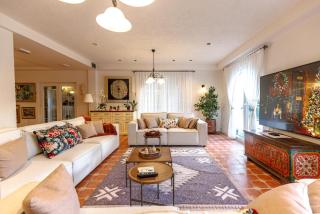 Bujtina e Diellit - 4