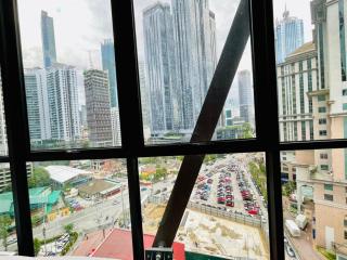 Scarletz KLCC Rooftop pool - 3