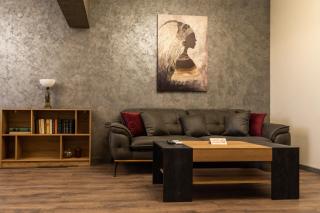 Апартамент 8 - 0