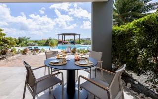 Coral Estate Ocean View Apartments - 7