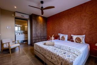 Coral Estate Ocean View Apartments - 4