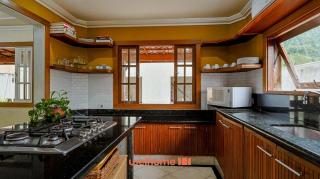 Casa em Angra com Acesso a Praia e Conforto - 2