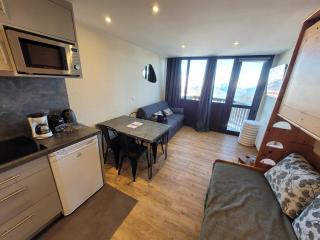 Studio confort rénové pour 4 personnes, skis aux pieds - FR-1-181-2574 - 0