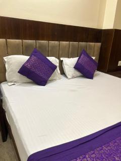 Spark Inn -Main Bazar New Delhi - 4