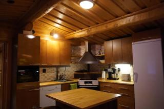 Villa Tolonen a beautiful log villa by the Ivalo River - 2