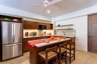 3085 - Solana A302 - 4