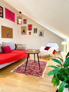 Modern 2-Room Private Apartment in City Center - 9