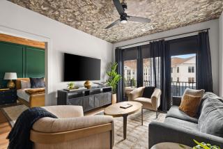 Modern Townhouse near Vandy and Parthenon - 3