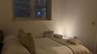 Secure City Centre Contractor Stays with Free Parking & Wi-Fi - 7