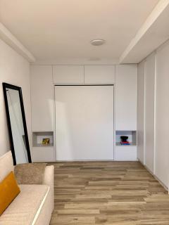 Sunny Villas Luxury Apartment with Garden and Seaview - 4