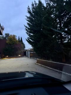 Sunny Villas Luxury Apartment with Garden and Seaview - 2