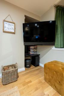 Crossroads Cottage - 6