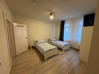 Offenbach Work and Sleep - 3