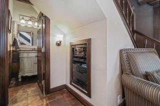 Ozark Mountain Retreat- Movie Theatre Dance Floor - 6