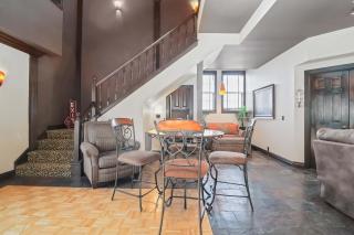 Ozark Mountain Retreat- Movie Theatre Dance Floor - 5