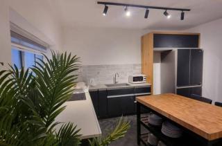 Don Leon Boutique - 8