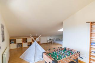 Gran chalet con amplio jardín próximo a Pamplona - 4