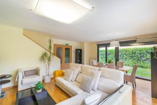 Gran chalet con amplio jardín próximo a Pamplona - 9