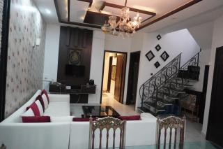 Affordable Private Room in DHA Phase 6 Lahore - 3