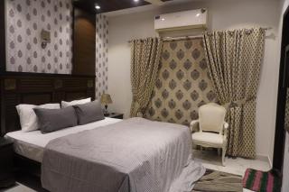 Affordable Private Room in DHA Phase 6 Lahore - 2