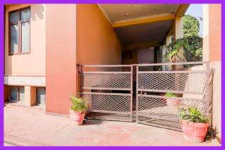 Hotel Aaryrix Stay Near Railway Station Lucknow - 2
