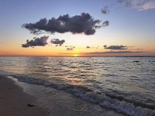 Nayuha Apt A1 - Reach for the the beach, just one minute away - 2