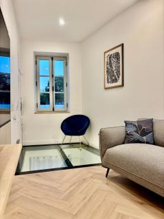 Grand appartement haut de gamme avec baignoire - 3