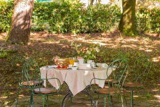 Historic Villa With Natural Pool In Pontremoli - 6