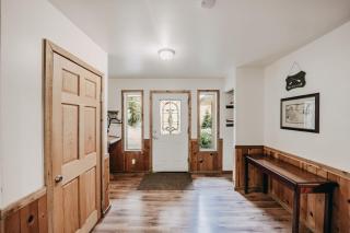 Mount Baker Cabin #3 Cabin - 4