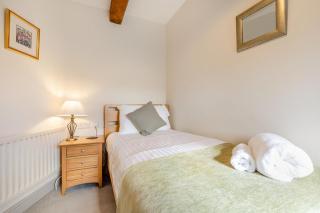 3 Bed in Alsop-en-le-Dale oc-w33738 - 4