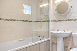 3 Bed in Alsop-en-le-Dale oc-w33738 - 1