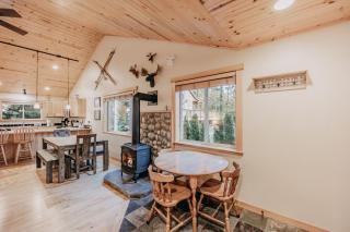 65GS - Hot Tub - Wi-Fi - Pets Ok - BBQ home - 5