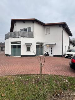 Gemütliche Unterkunft an der Saar nähe A8 und A620 Neubau - 0