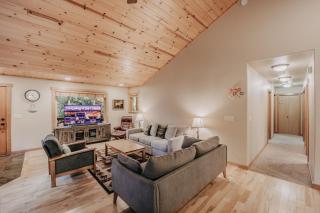 65GS - Hot Tub - Wi-Fi - Pets Ok - BBQ home - 1