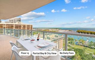 MVR - Grove-s Best Stay Near Everything You Want - 0