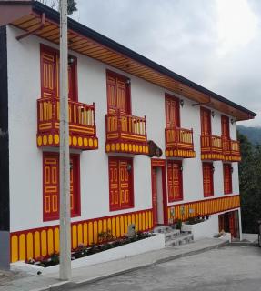 La Casa De Mi Tatis - 0