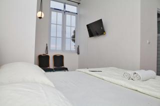 Clarissa Guest House Cisarua Bandung - 1