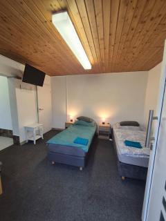 Gemütliches 2-Bett Apartment an der Saar, A8, A620, - 7