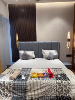 Galaxy blue sapphire plaza - 4