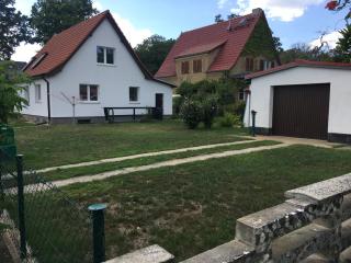 Souterrain Studio Near Berlin in Quiet Green Area - 0