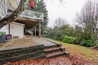 Peaceful Retreat Near Downtown Vancouver and Cypress - 6