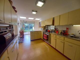 A villa two blocks from the beach - 4