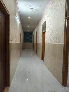 Shri Sundaram Palace Walking from Saryu Ghat - 1