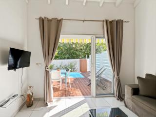 Mango Orange Duplex - Orient Bay - 4